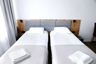 Гостиница Сказка Димитровград Двухместный номер Делюкс с 2 двуспальными кроватями-9