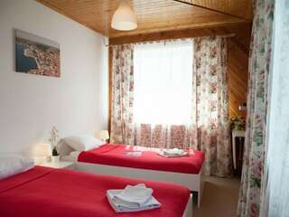 Гостиница Сказка Димитровград Двухместный номер с 2 отдельными кроватями и душем-2