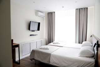 Гостиница Сказка Димитровград Двухместный номер Делюкс с 2 отдельными кроватями-1